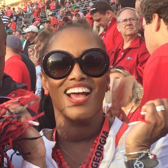 Meet your Posher - Picture 6 of 7